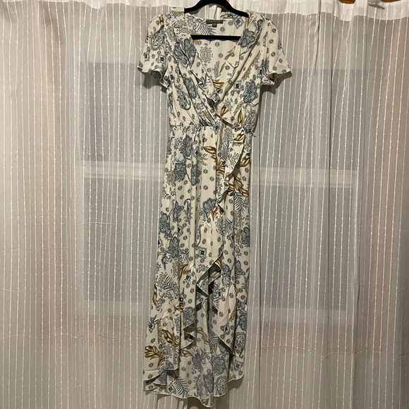 Suzy Sheri High Low Dress - Picture 1 of 4